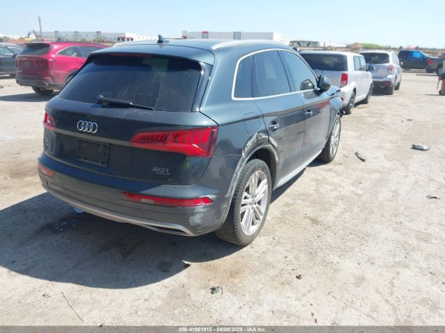 WA1BNAFY8J2105219 Audi Q5 2.0t Premium/2.0t Tech Premium