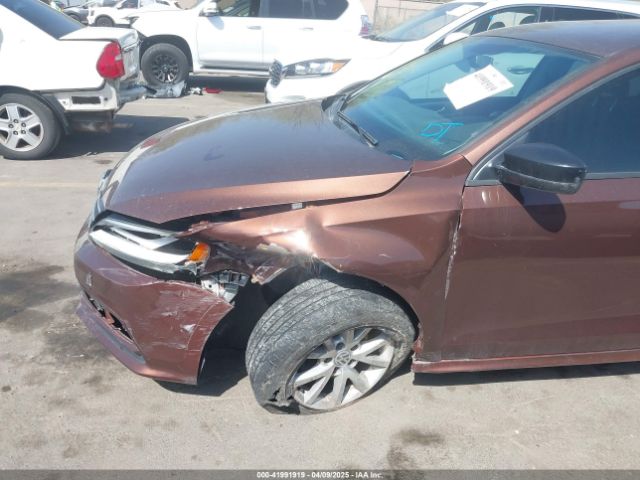 3VW167AJ0GM398608 Volkswagen Jetta 1.4t S