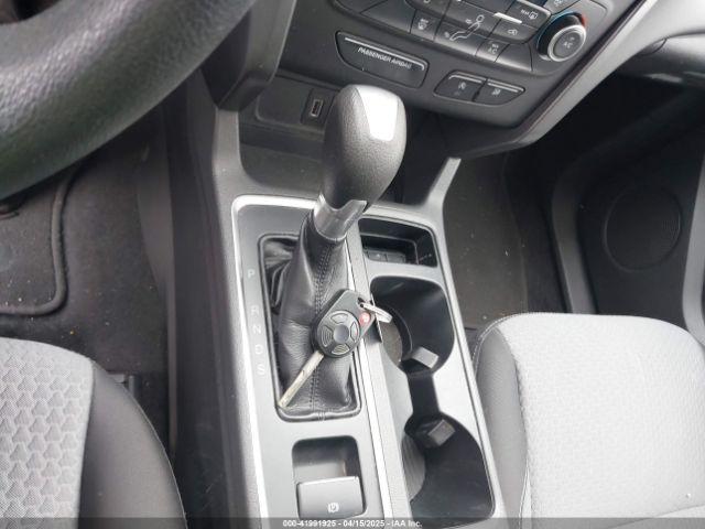 1FMCU0GD8HUF08520 Ford ESCAPE SE