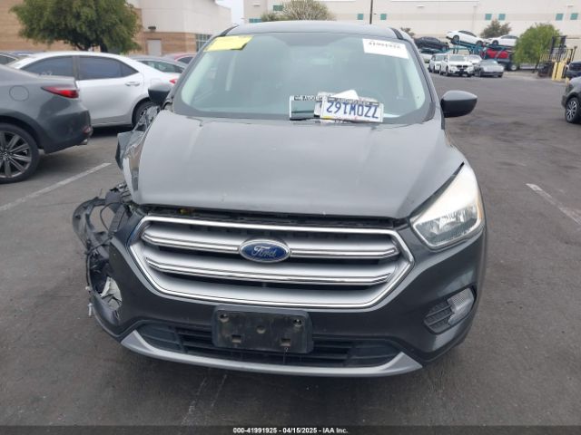 1FMCU0GD8HUF08520 Ford ESCAPE SE