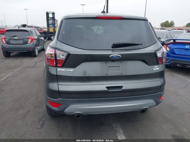 1FMCU0GD8HUF08520 Ford ESCAPE SE