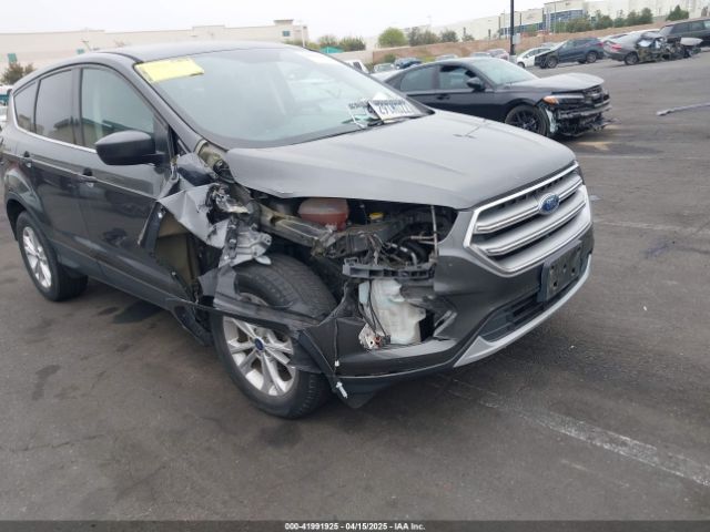 1FMCU0GD8HUF08520 Ford ESCAPE SE