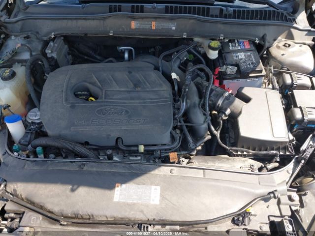 3FA6P0HD3HR243641 Ford FUSION SE
