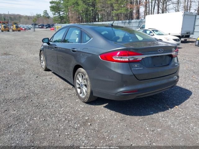 3FA6P0HD3HR243641 Ford FUSION SE