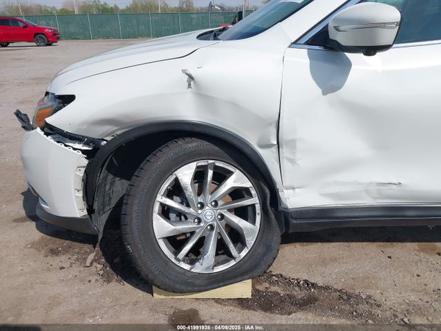 5N1AT2MVXEC844917 Nissan Rogue Sl