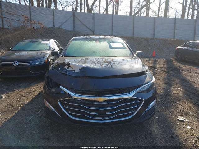 1G1ZB5ST6NF212064 Chevrolet Malibu Fwd Ls