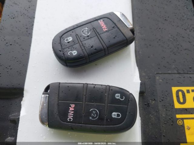 ZACCJBAB2JPH73148 Jeep Renegade Sport 4x4