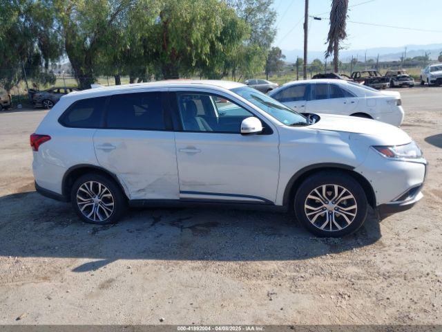 JA4AD3A35HZ059338 Mitsubishi Outlander Se