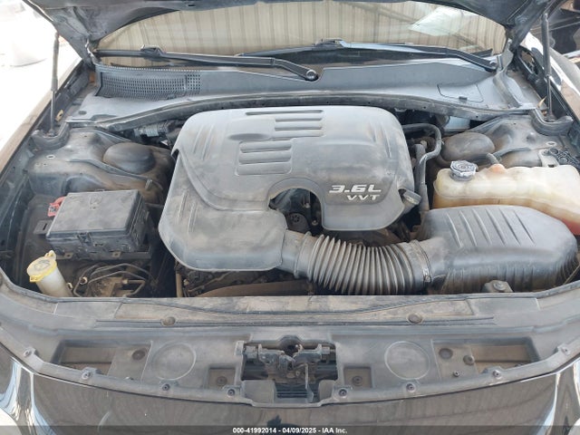 2C3CCABGXJH254868 Chrysler 300 300s