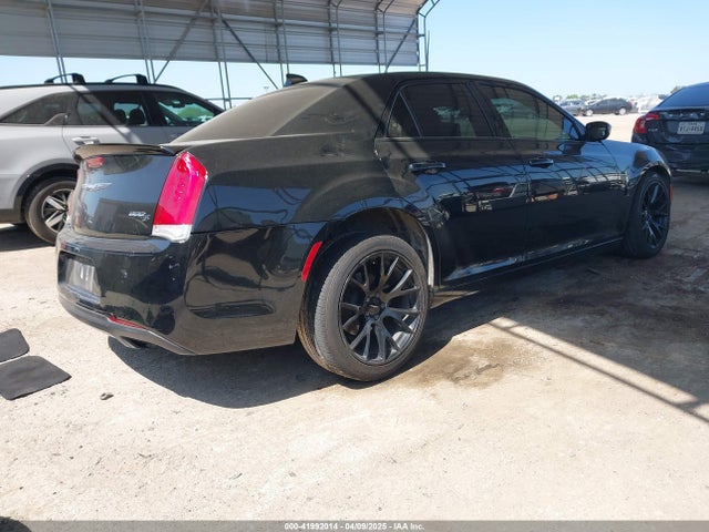 2C3CCABGXJH254868 Chrysler 300 300s