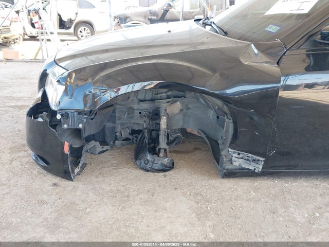 2C3CCABGXJH254868 Chrysler 300 300s