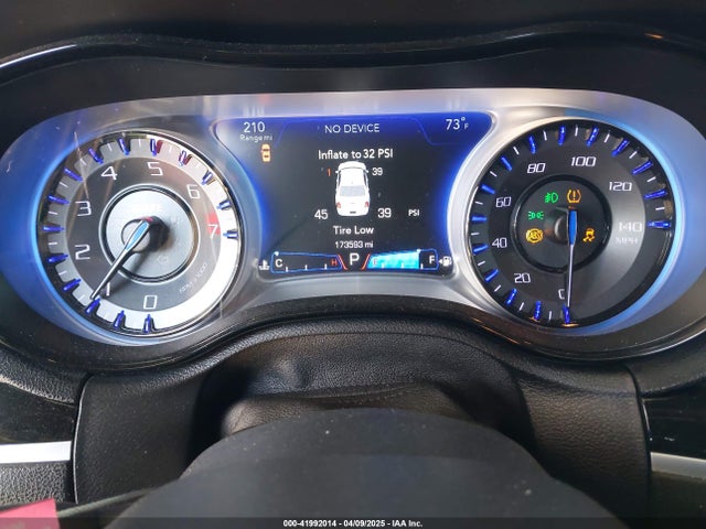 2C3CCABGXJH254868 Chrysler 300 300s