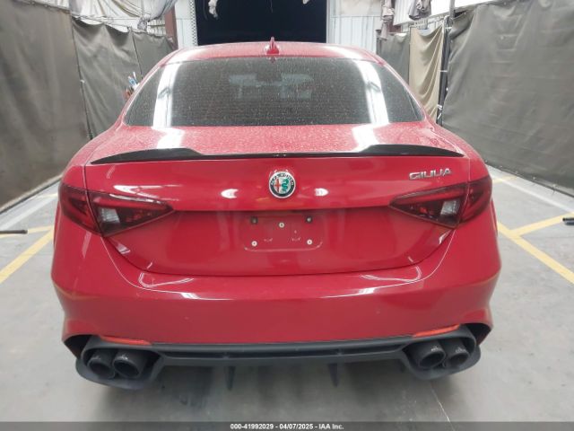 ZARFAEAV3J7568451 Alfa Romeo Giulia Quadrifoglio Rwd