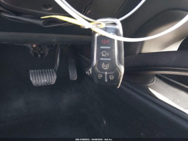 3LN6L2G91GR623277 Lincoln MKZ