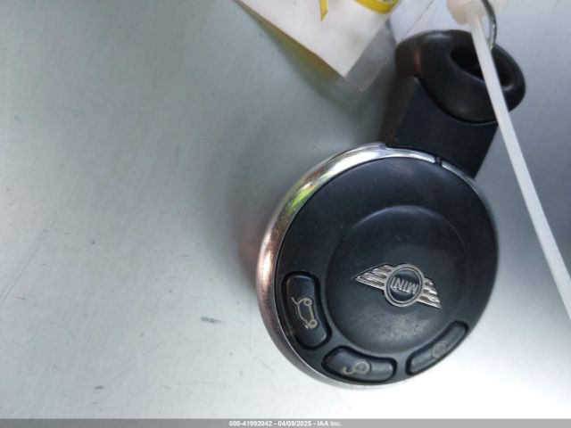 2013 MINI CONVERTIBLE WMWZP3C51DT705547 Photo 10