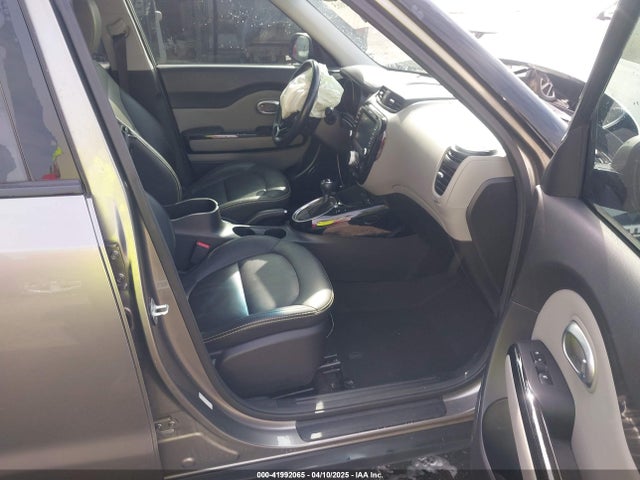 KNDJP3A5XG7277820 KIA SOUL +