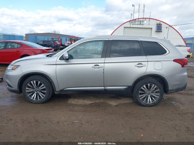 JA4AZ3A34KZ028607 Mitsubishi Outlander Sel