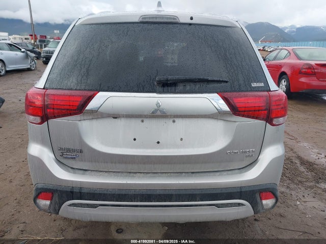 JA4AZ3A34KZ028607 Mitsubishi Outlander Sel
