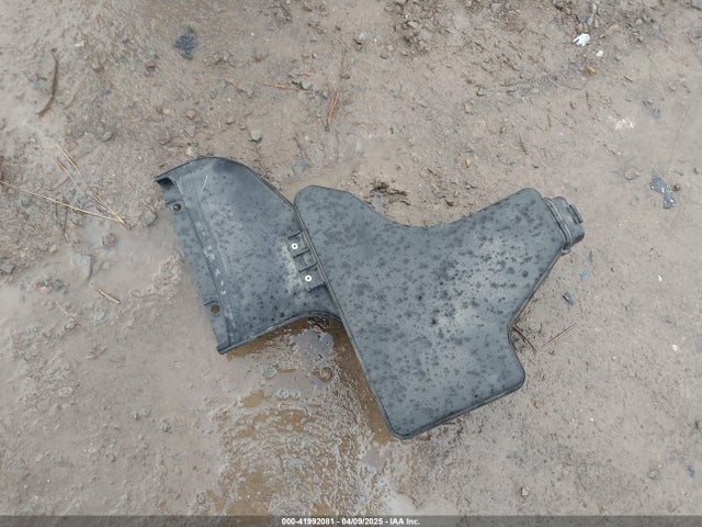 JA4AZ3A34KZ028607 Mitsubishi Outlander Sel