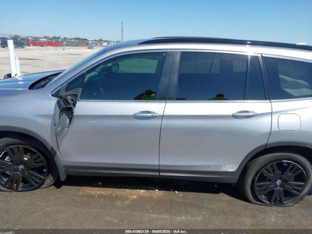 5FNYF5H23NB018960 Honda Pilot 2wd Special Edition