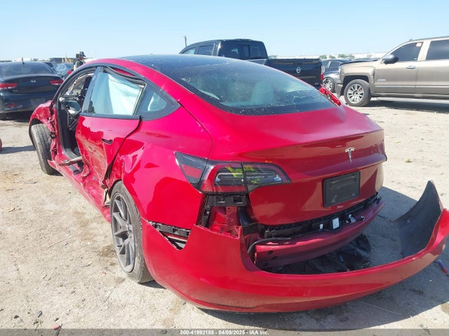 2023 TESLA MODEL 3 5YJ3E1EA8PF545137 Photo 2