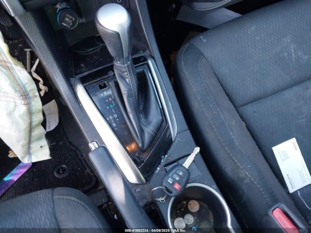 5YFBURHEXJP763863 Toyota COROLLA LE