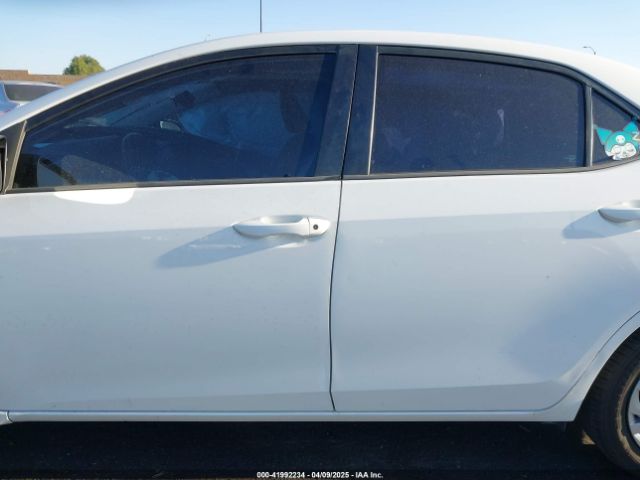 5YFBURHEXJP763863 Toyota COROLLA LE