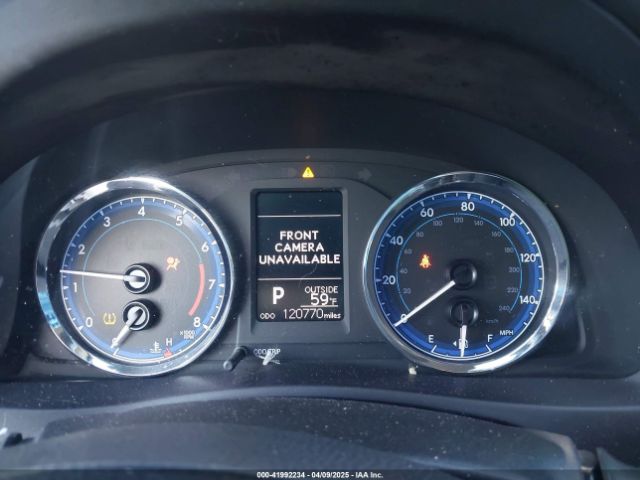 5YFBURHEXJP763863 Toyota COROLLA LE