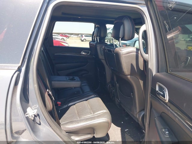 1C4RJFLG3JC228025 Jeep Grand Cherokee Trailhawk 4x4
