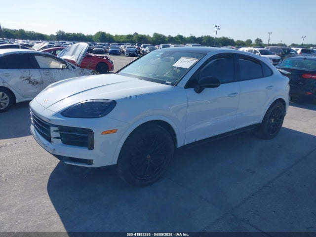 Porsche Cayenne Coupe 2024 WP1BA2AY2RDA52157 Image 2