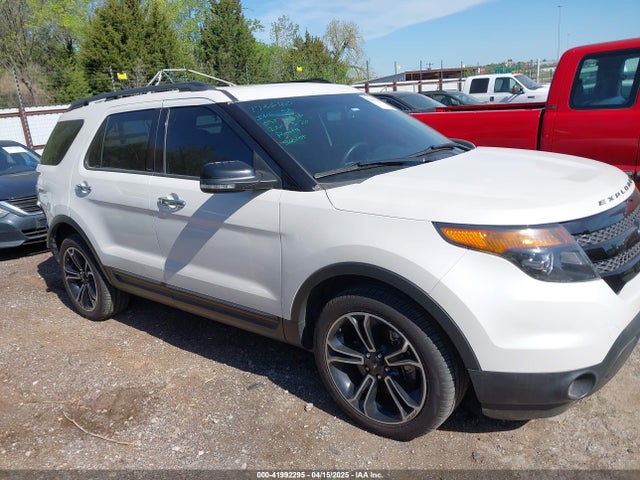 1FM5K8GT4EGC35025 Ford EXPLORER SPORT