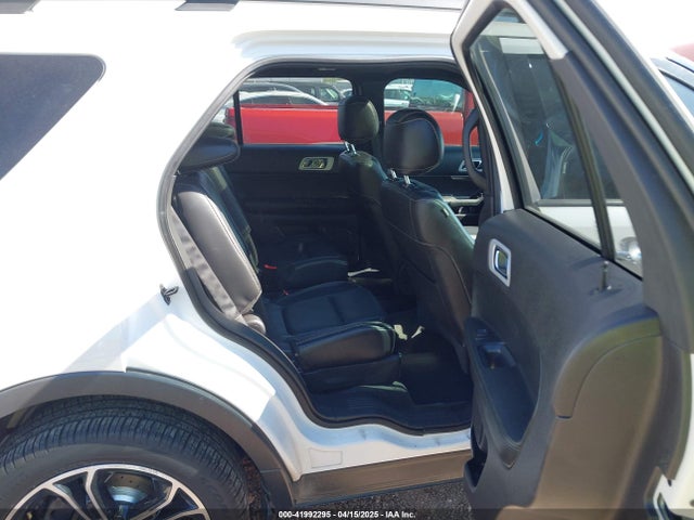 1FM5K8GT4EGC35025 Ford EXPLORER SPORT