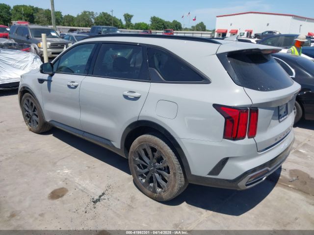 2022 KIA SORENTO 5XYRK4LFXNG120480 Photo 2