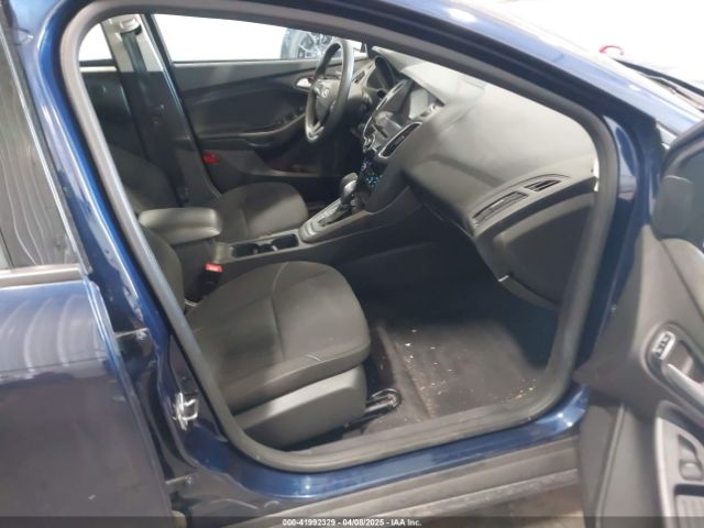 1FADP3M22HL289814 Ford FOCUS SEL