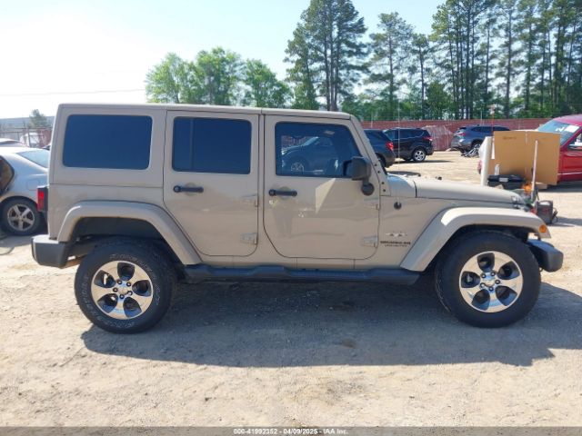 1C4BJWEG5GL310300 Jeep Wrangler Unlimited Sahara