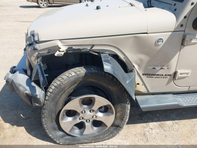 1C4BJWEG5GL310300 Jeep Wrangler Unlimited Sahara