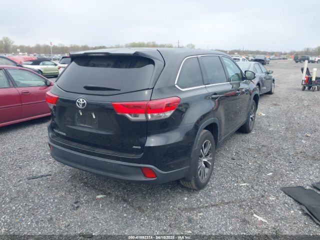 5TDBZRFH7KS994632 Toyota Highlander Le