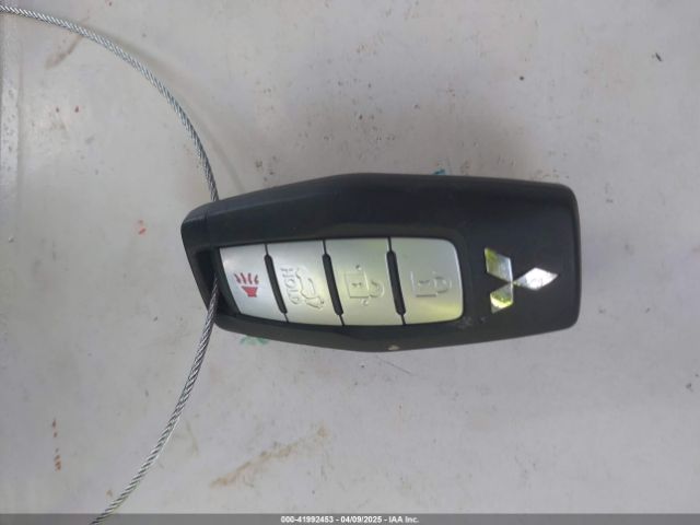 2023 MITSUBISHI OUTLANDER JA4J3UA85PZ023796 Photo 10