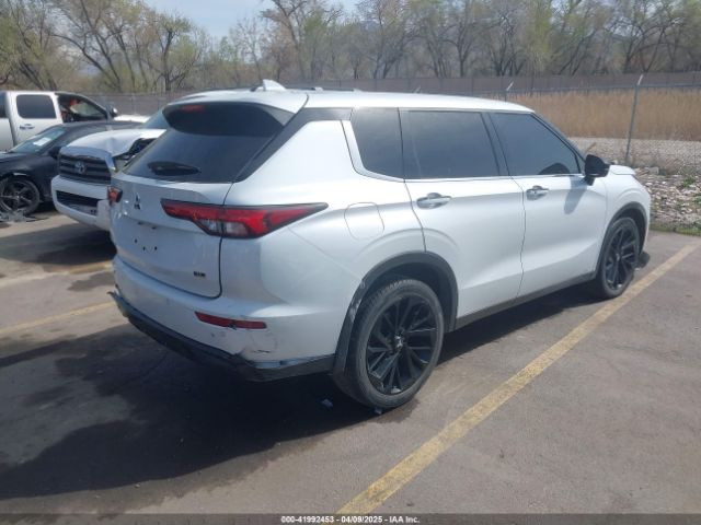 2023 MITSUBISHI OUTLANDER JA4J3UA85PZ023796 Photo 3