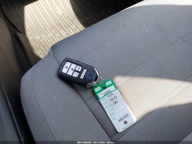 2018 HONDA CR-V 5J6RW1H55JA009939 Photo 10