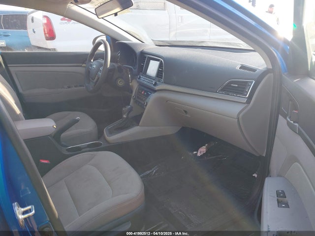 5NPD84LF6JH269996 Hyundai ELANTRA SEL
