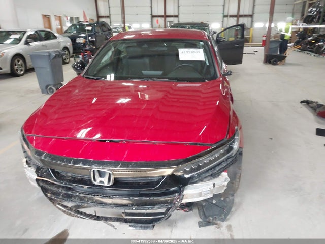 1HGCV1F38NA058401 Honda Accord Sport