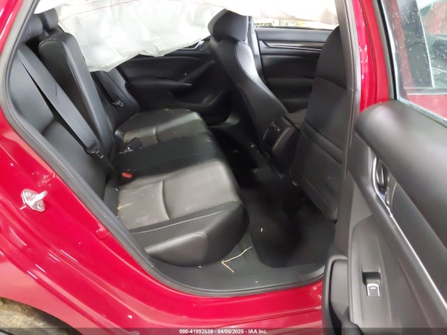 1HGCV1F38NA058401 Honda Accord Sport