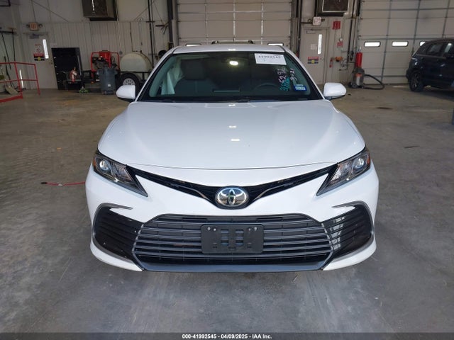 4T1C11AK0RU195292 Toyota CAMRY LE