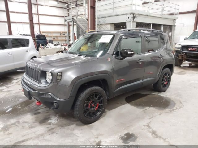 ZACCJBCBXHPE90584 Jeep Renegade Trailhawk 4x4