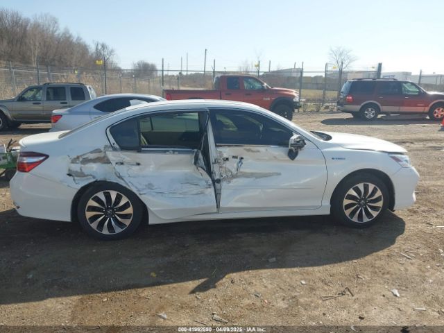 JHMCR6F77HC017381 Honda Accord Hybrid Touring