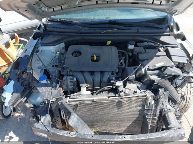 5NPD84LF7KH430261 Hyundai ELANTRA SEL
