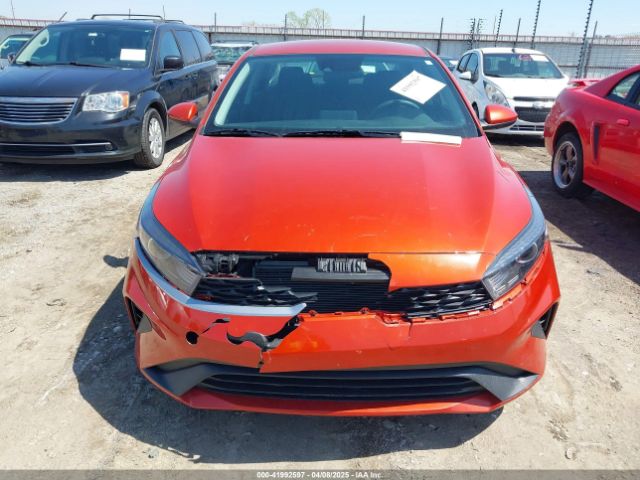 3KPF24AD3PE680832 KIA mpi nu