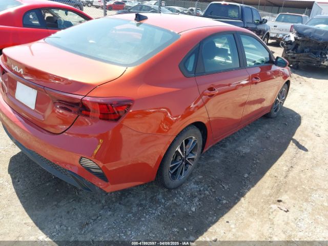 3KPF24AD3PE680832 KIA mpi nu