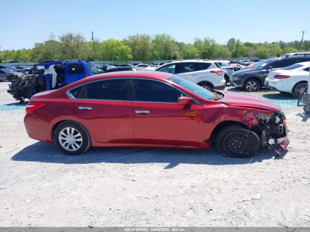1N4AL3AP9GC228179 Nissan 2016